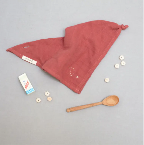 Cayenne Pigment Bandana Bib